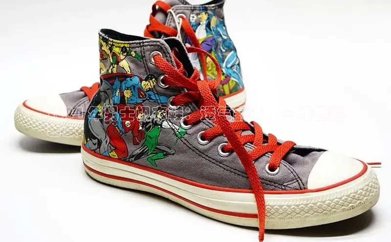 意昂2注册轻美电器2024 年男士帆布鞋：透气舒适，一年四季
皆宜