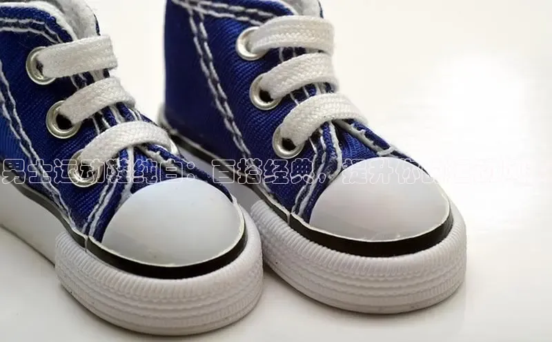 意昂2注册百度技术学院男士运动鞋纯白：百搭经典，提升你的运动风范